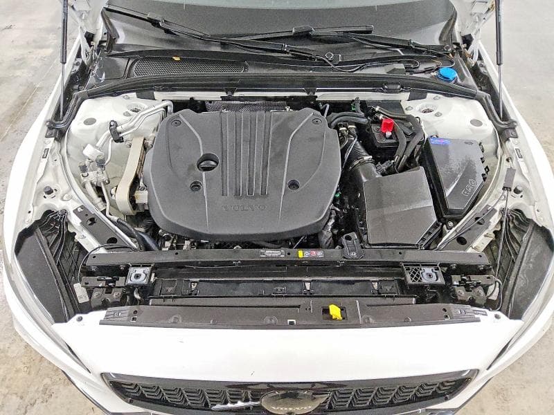 2024 VOLVO S60 PLUS 11
