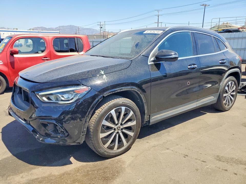 2023 MERCEDES-BENZ GLA 250 - 1
