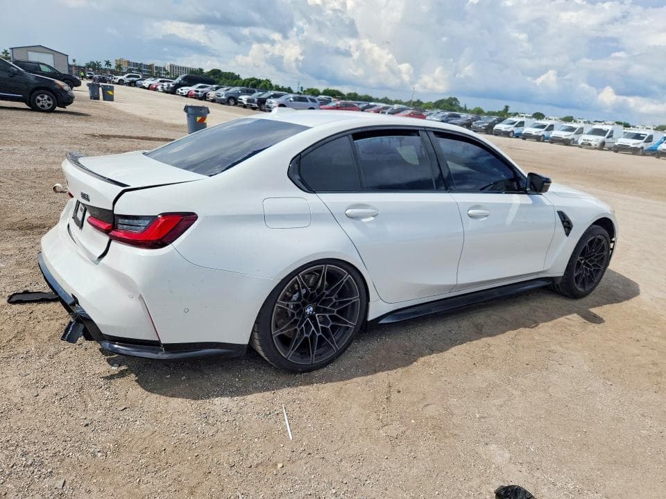 2027 BMW M3 COMPETITION 3