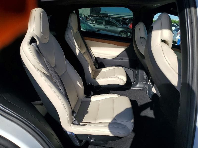 2019 TESLA MODEL X 11