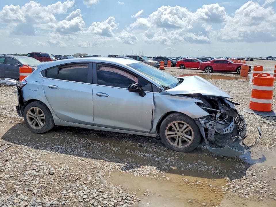 2017 CHEVROLET CRUZE LT 4