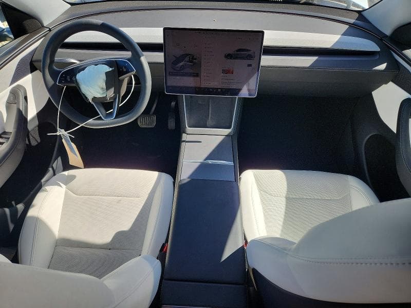 2026 TESLA MODEL Y 8