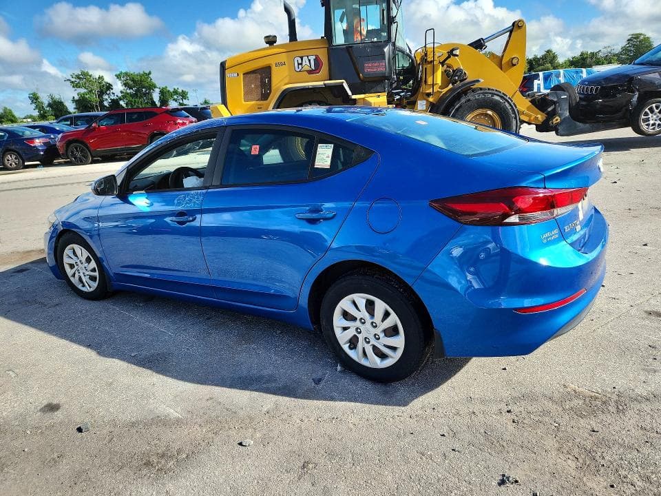 2018 HYUNDAI ELANTRA SE 2