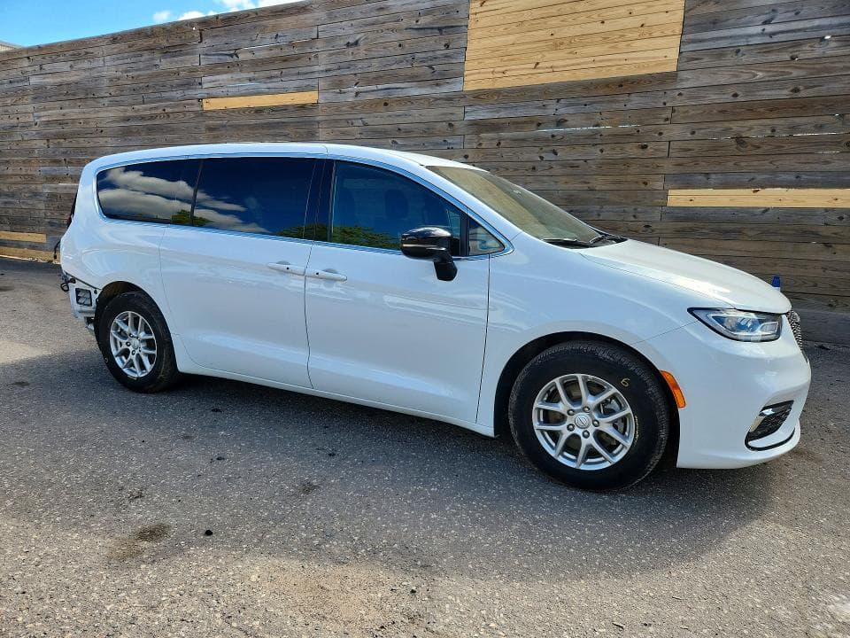 2026 CHRYSLER PACIFICA SELECT 4