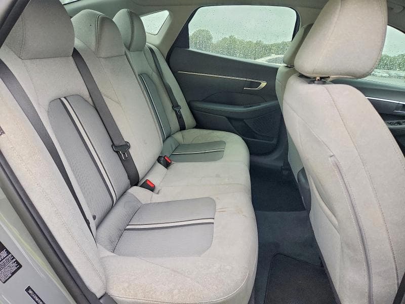 2021 HYUNDAI SONATA SE 10