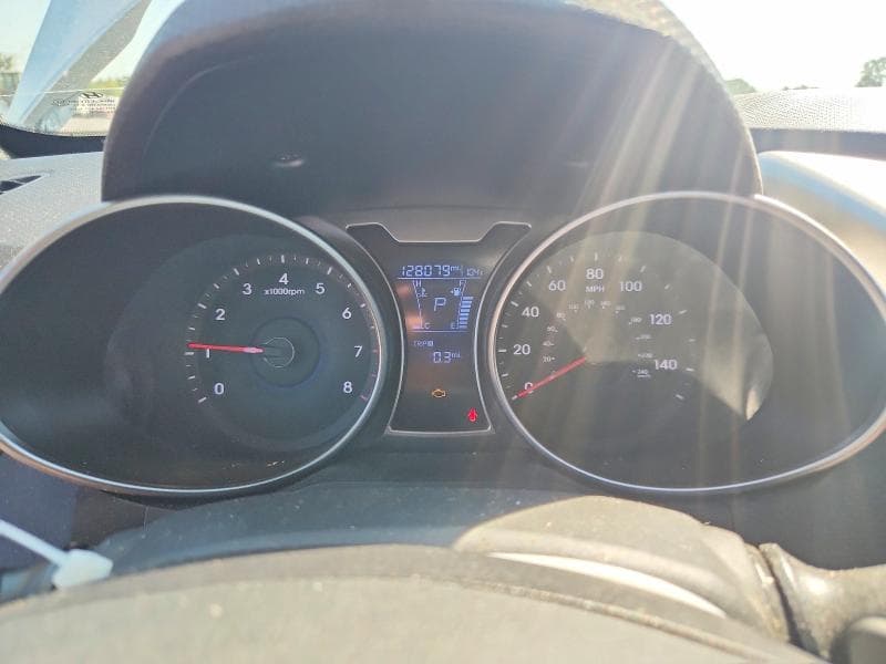 2017 HYUNDAI VELOSTER VALUE EDITION 9