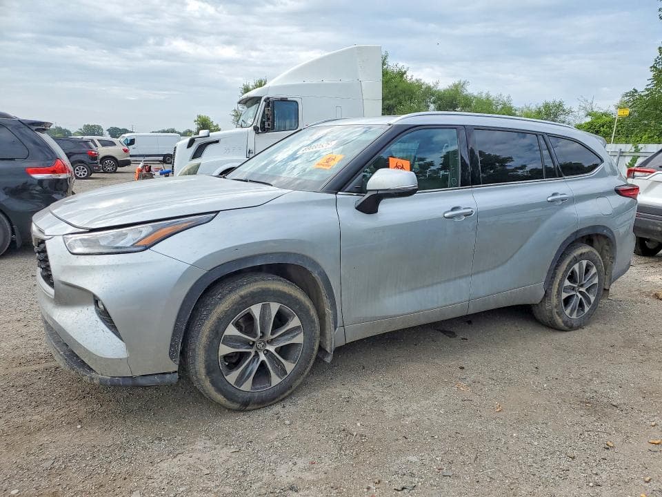 2020 TOYOTA HIGHLANDER HYBRID XLE