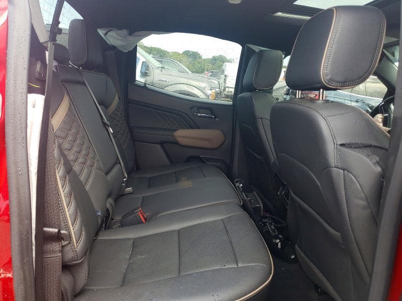 2026 GMC CANYON DENALI 10
