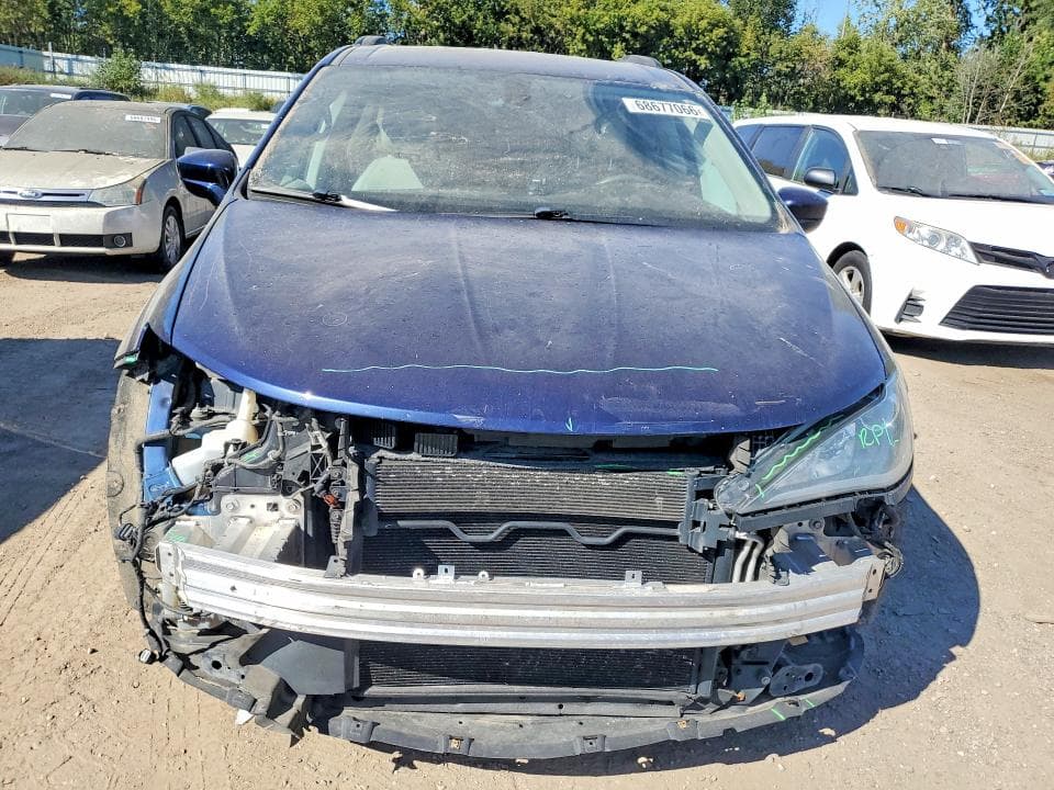 2017 CHRYSLER PACIFICA TOURING L 5