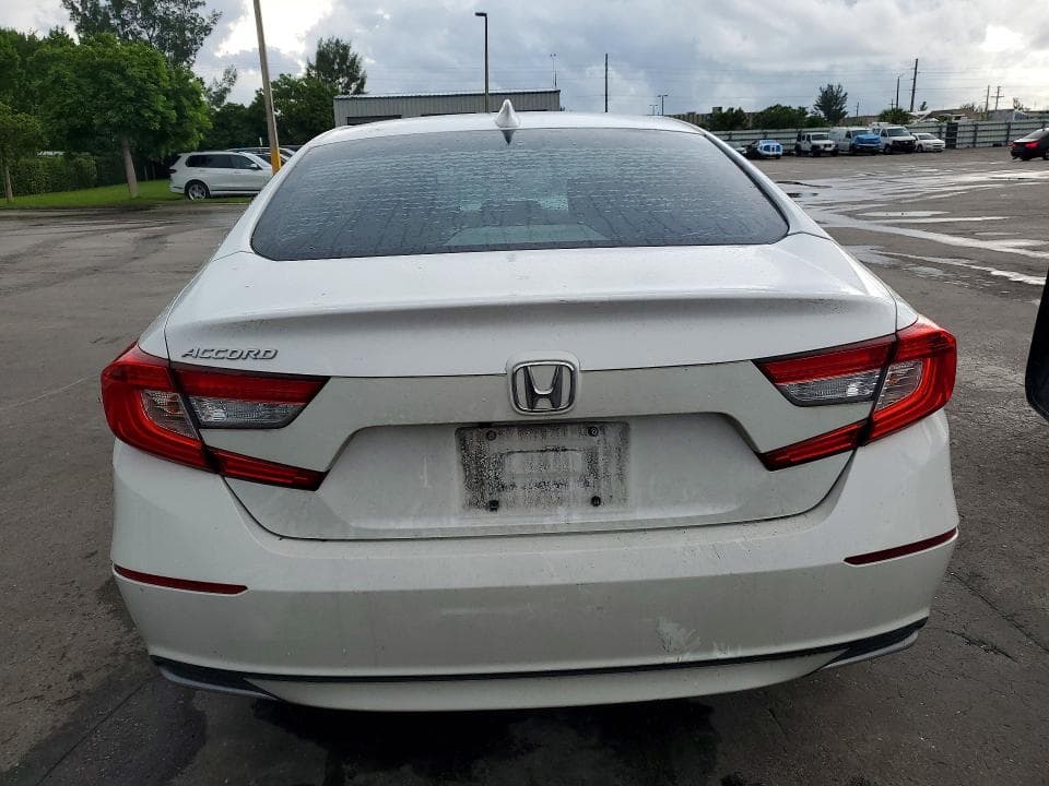 2018 HONDA ACCORD EX 6