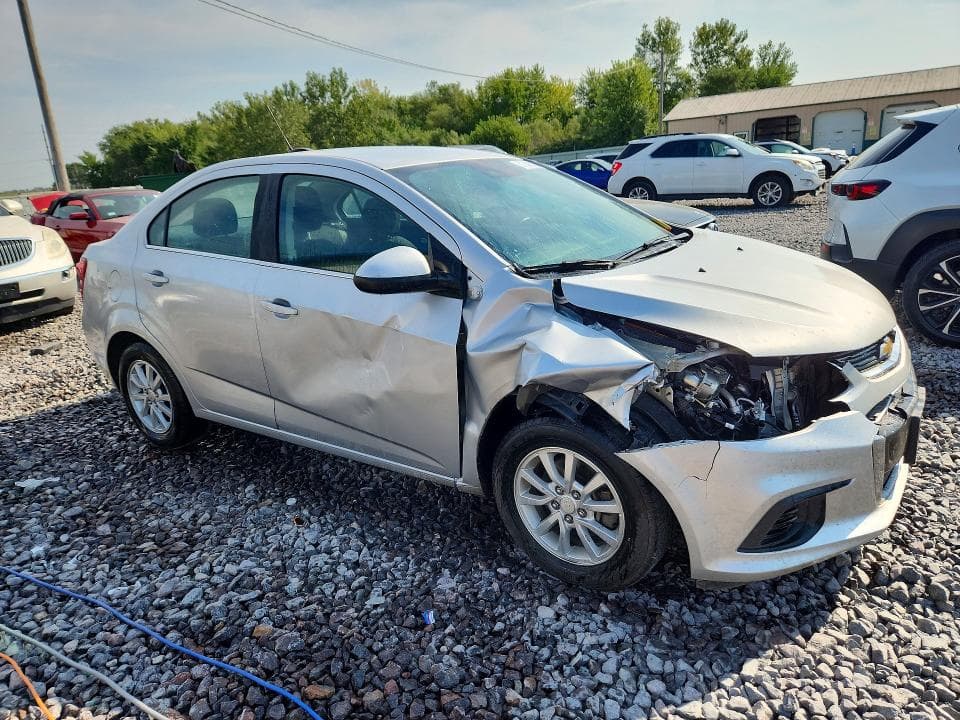 2017 CHEVROLET SONIC LT 4