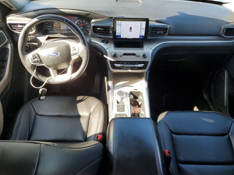 2023 FORD EXPLORER XLT 8
