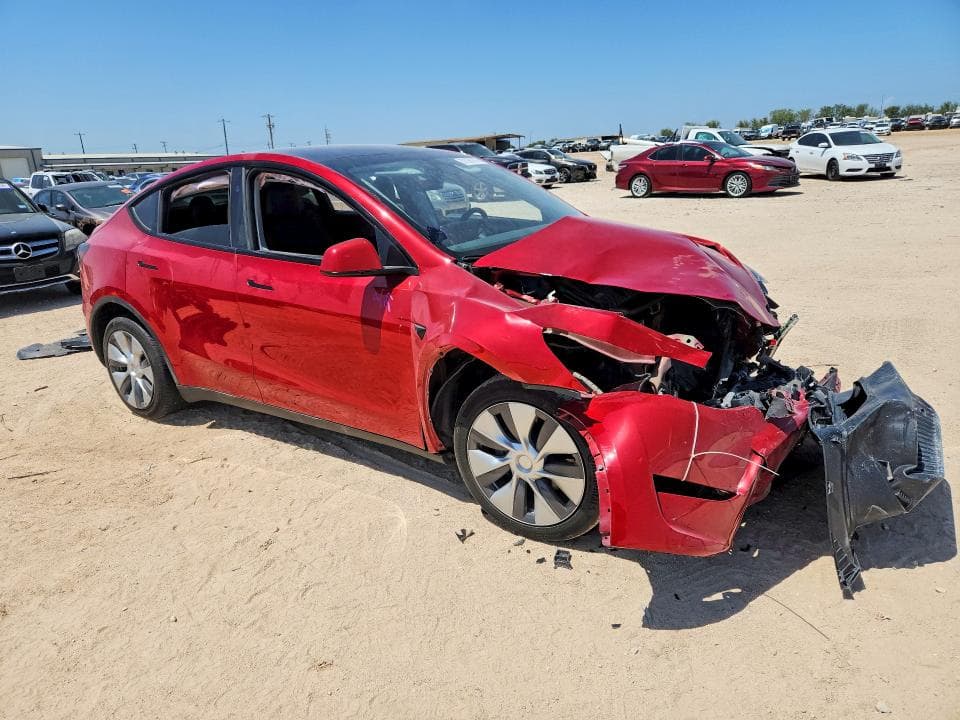 2023 TESLA MODEL Y 4