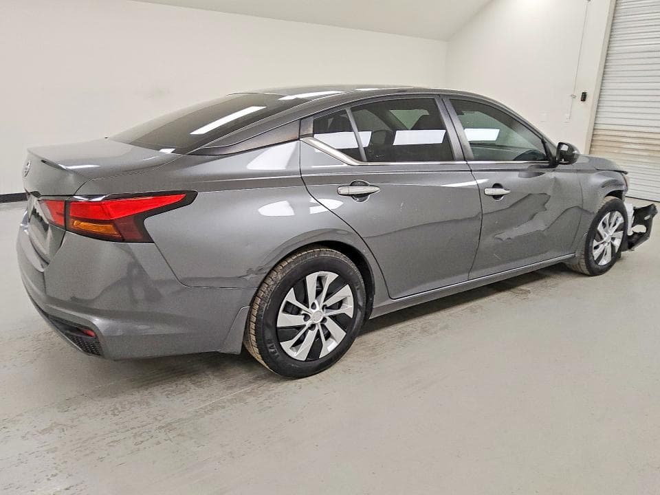 2021 NISSAN ALTIMA S 3