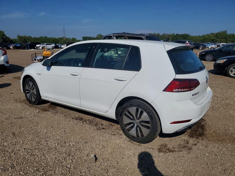 2018 VOLKSWAGEN E-GOLF SE 2