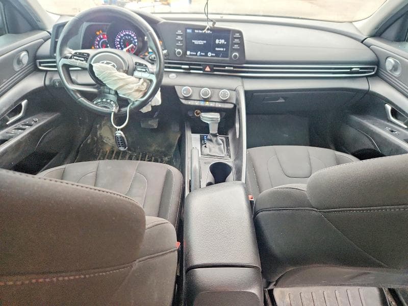 2022 HYUNDAI ELANTRA SEL 8