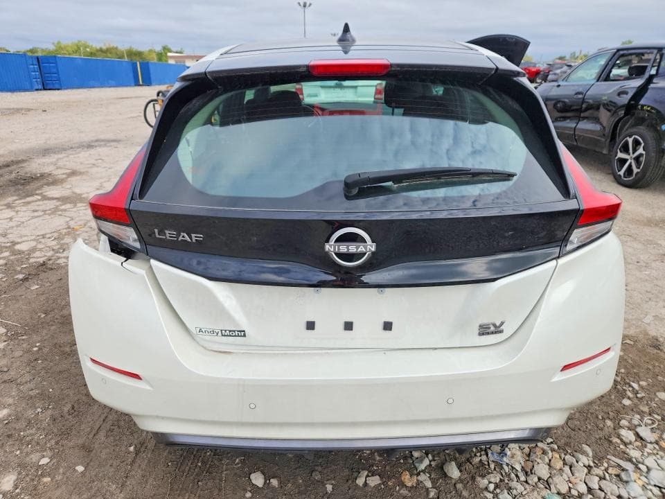 2023 NISSAN LEAF SV PLUS 6