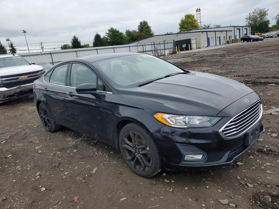 2020 FORD FUSION SE 4