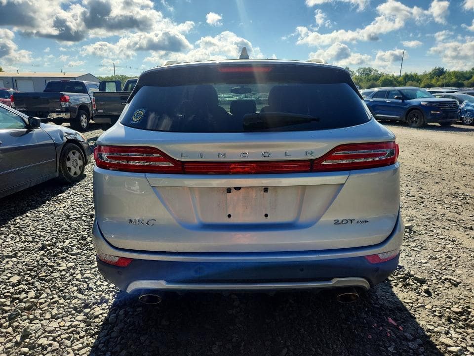 2017 LINCOLN MKC PREMIERE 6