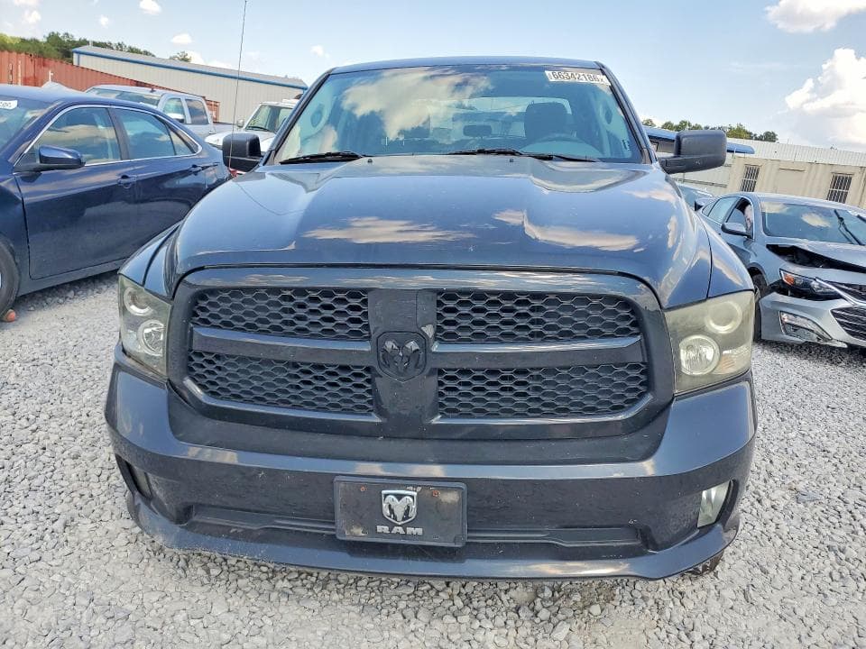 2017 RAM 1500 ST 5
