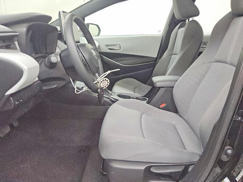 2025 TOYOTA COROLLA SE 7