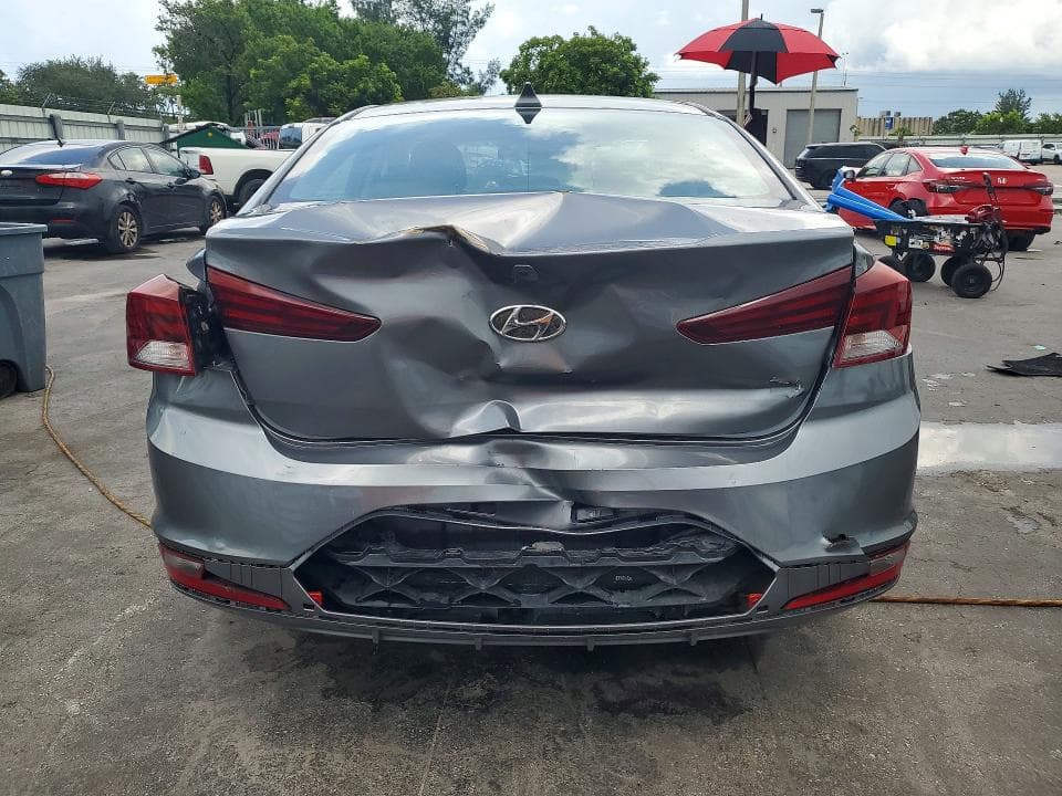 2019 HYUNDAI ELANTRA SEL 6