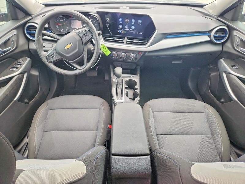 2025 CHEVROLET TRAX LS 8