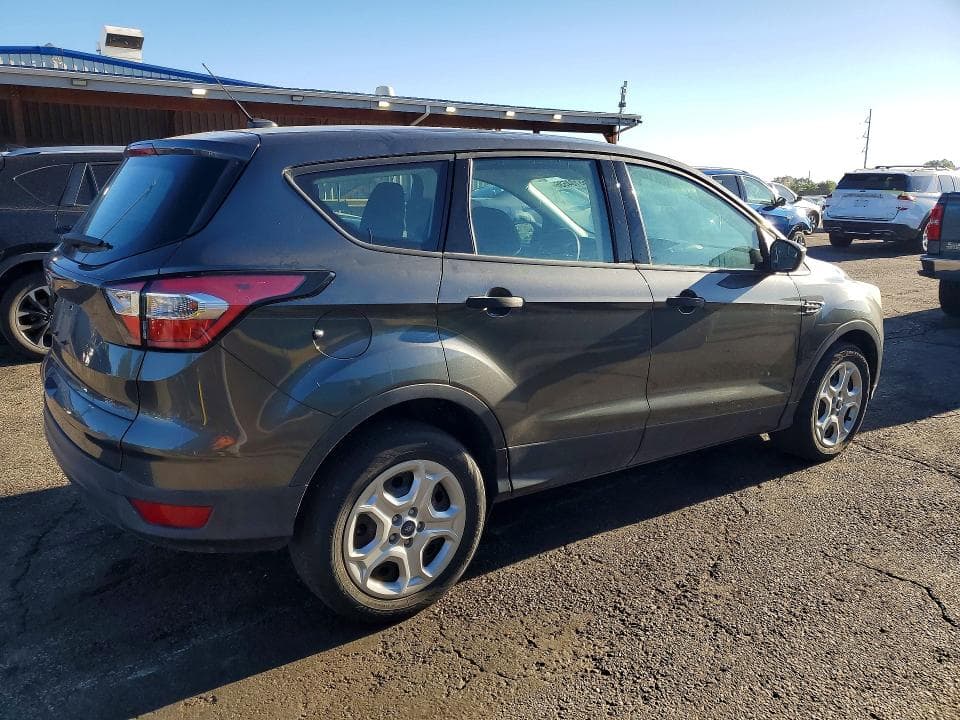 2017 FORD ESCAPE S 3