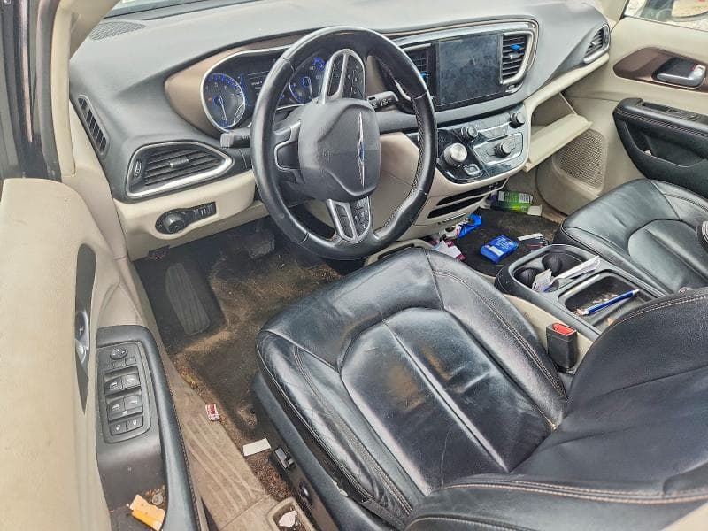 2017 CHRYSLER PACIFICA TOURING L 8