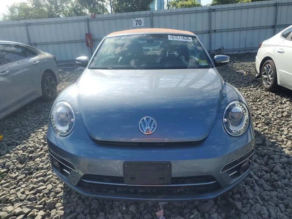 2019 VOLKSWAGEN BEETLE S 5