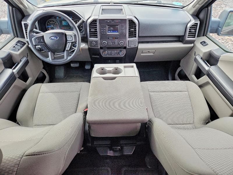 2017 FORD F150 SUPERCREW 8