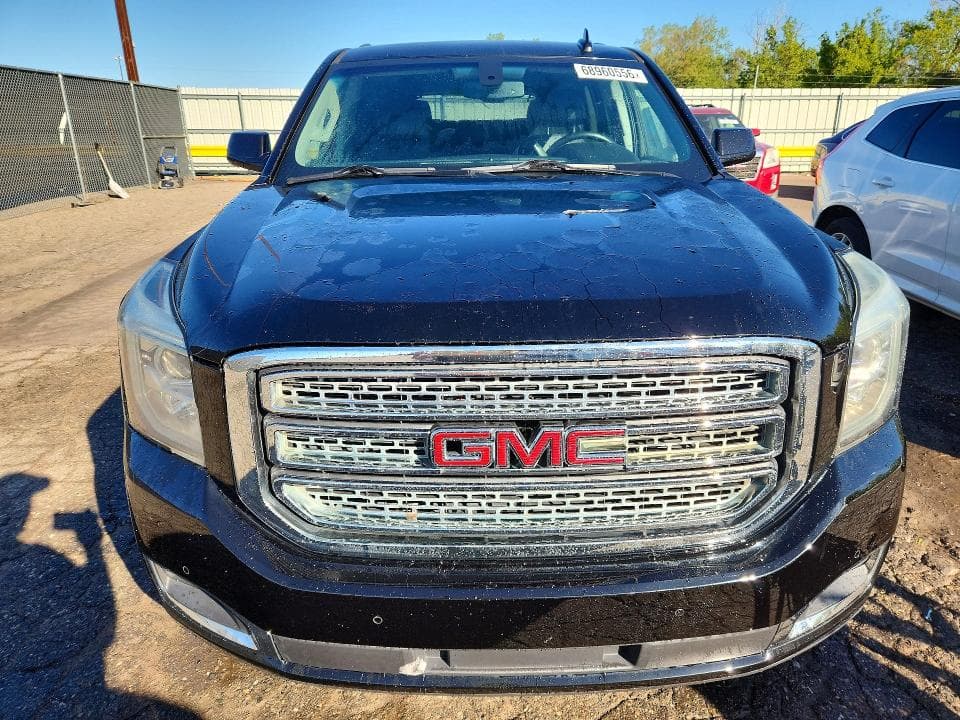2017 GMC YUKON SLE 5