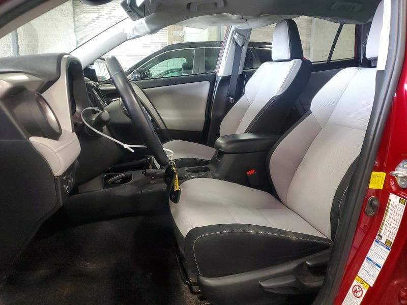2018 TOYOTA RAV4 XLE 7