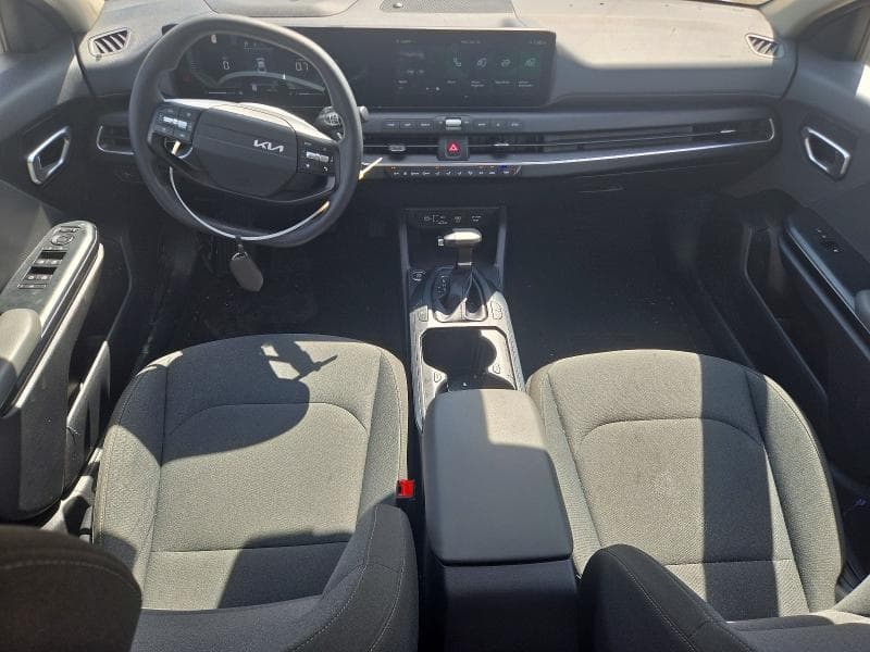 2025 KIA K4 LX 8