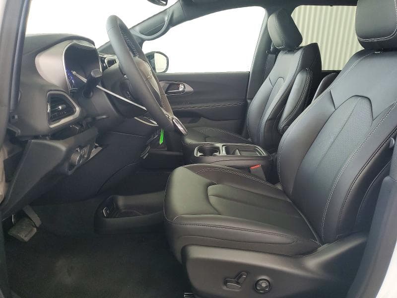 2027 CHRYSLER PACIFICA SELECT 7