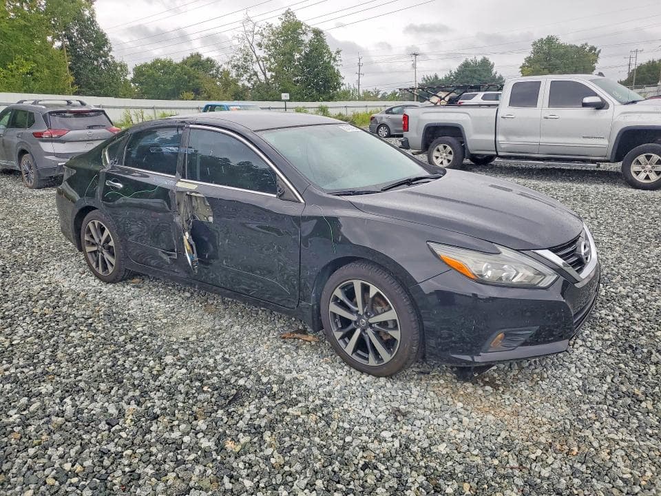 2017 NISSAN ALTIMA 2.5 SR 4
