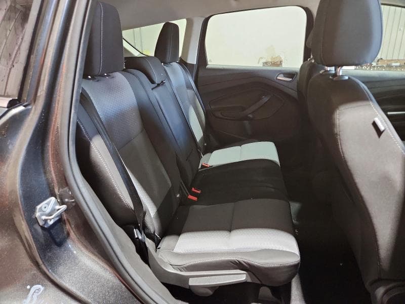 2017 FORD ESCAPE SE 11