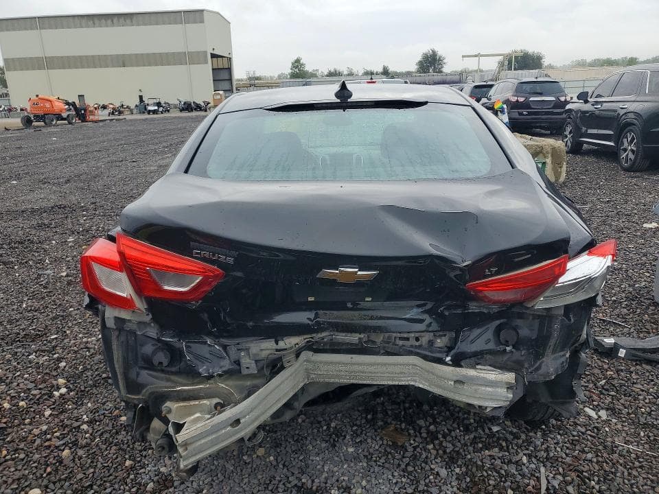 2017 CHEVROLET CRUZE LT 6
