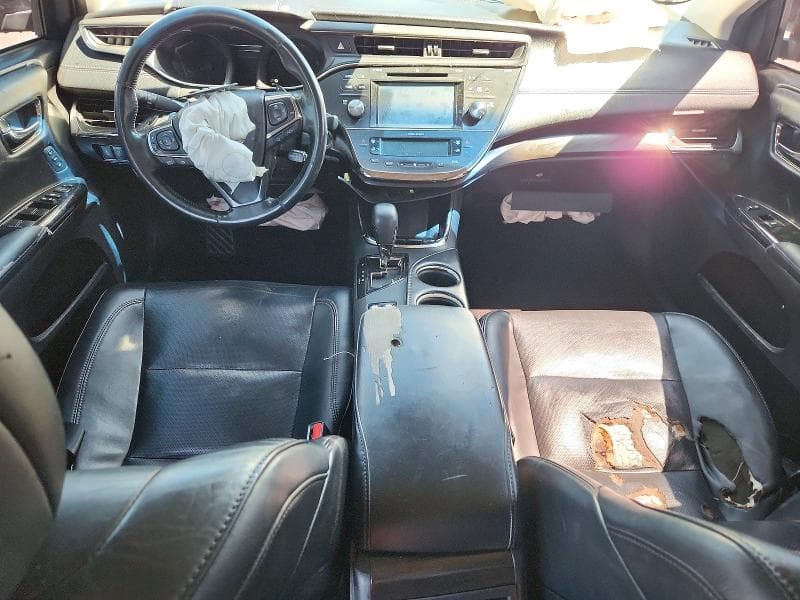 2018 TOYOTA AVALON LIMITED 8