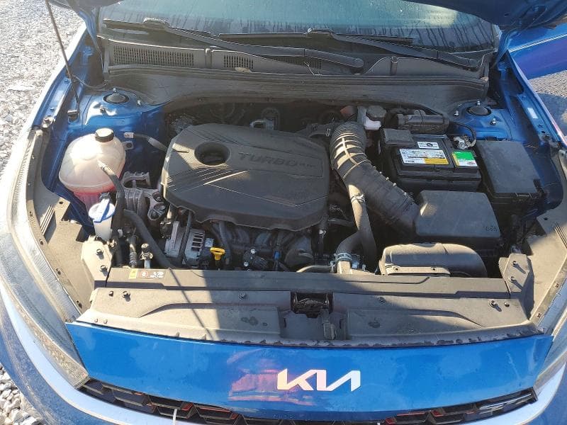 2022 KIA FORTE GT 11