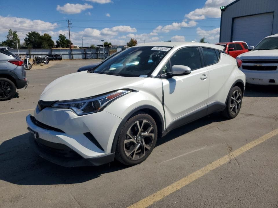 2019 TOYOTA C-HR XLE