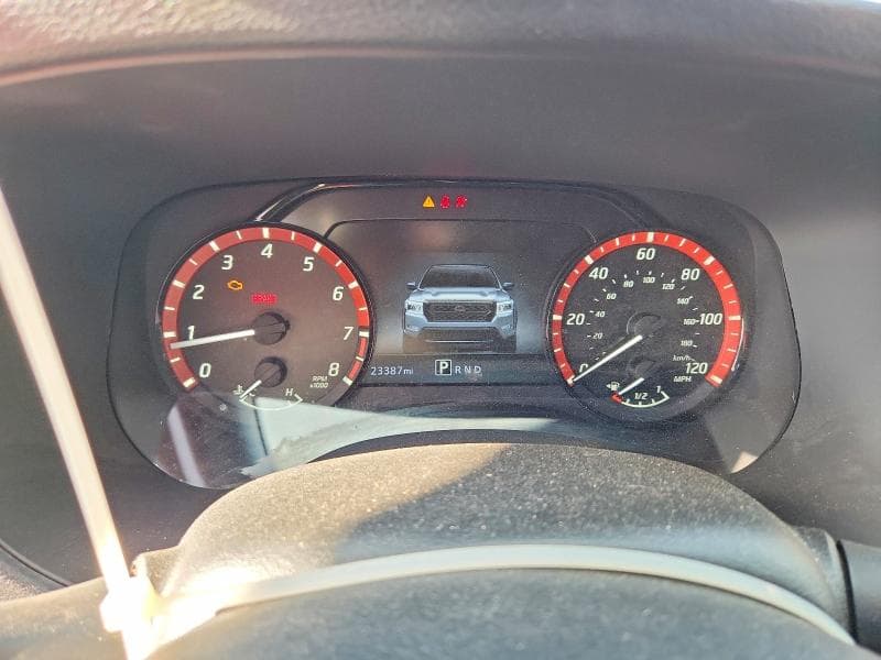 2024 NISSAN FRONTIER PRO-X 9