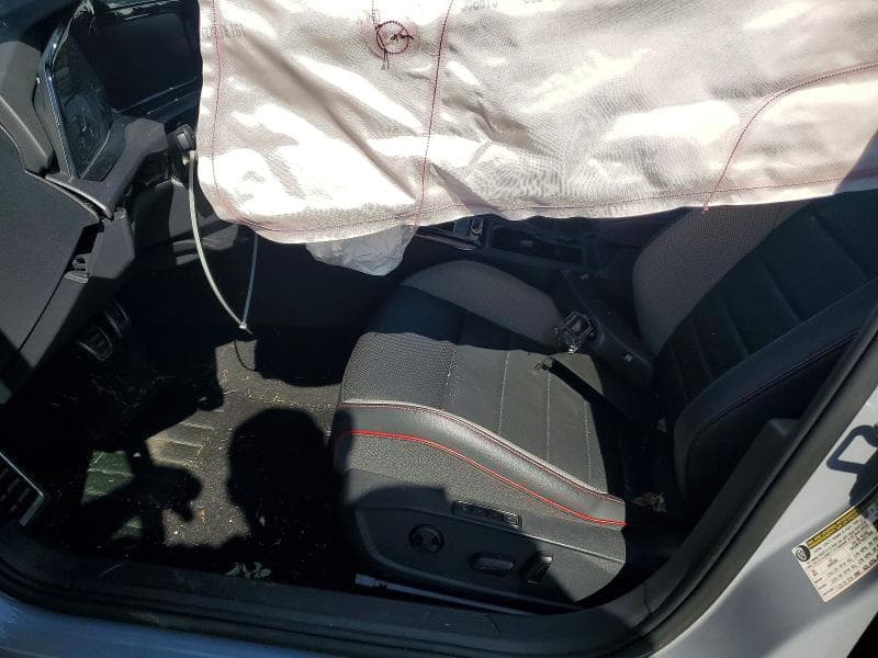 2024 VOLKSWAGEN GTI SE 7