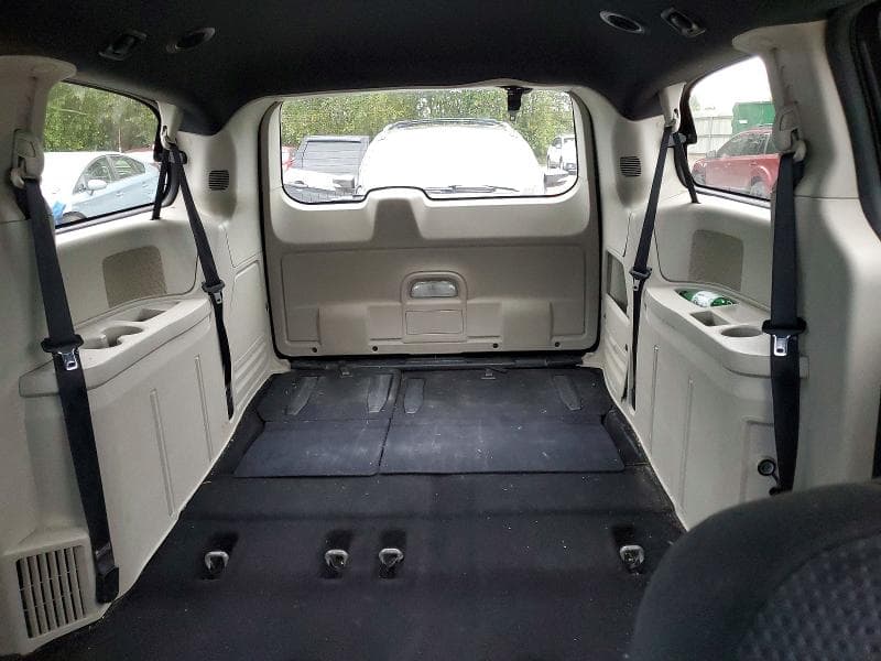 2017 DODGE GRAND CARAVAN SE 10