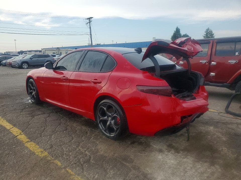 2020 ALFA ROMEO GIULIA TI 2