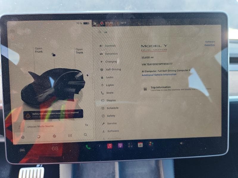 2023 TESLA MODEL Y 9