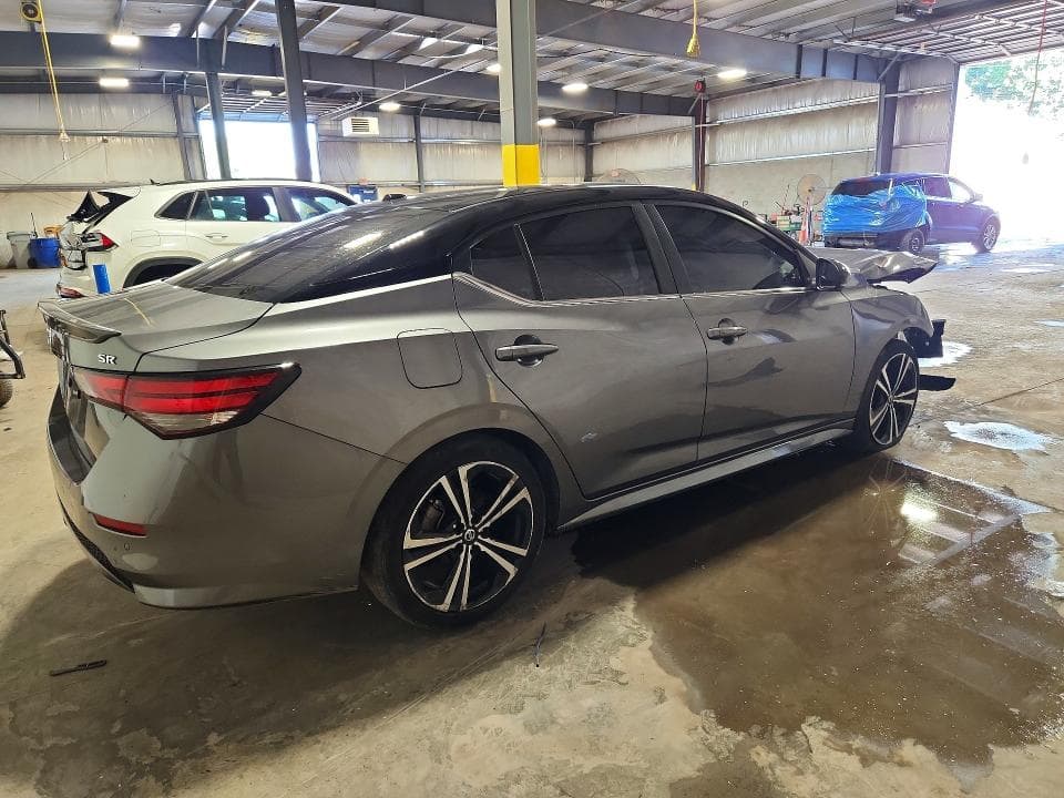 2023 NISSAN SENTRA SR 3