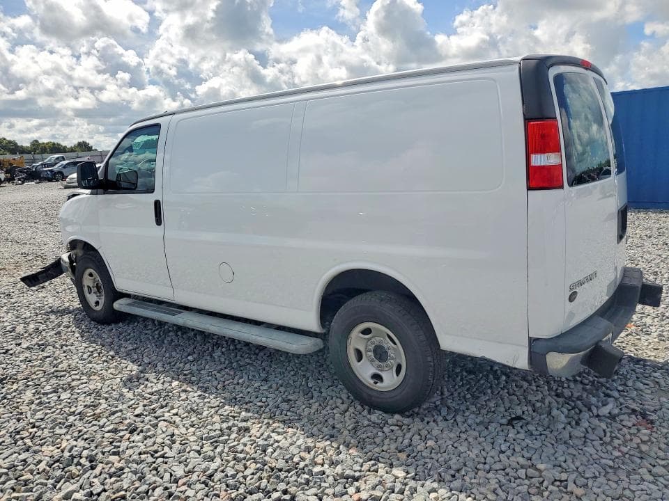 2021 GMC SAVANA G2500 2
