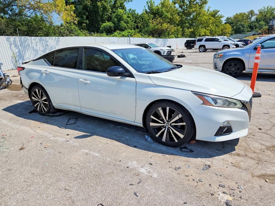 2019 NISSAN ALTIMA SR 4
