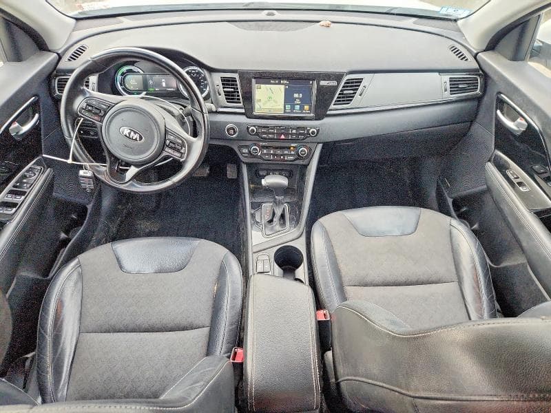 2017 KIA NIRO EX 8